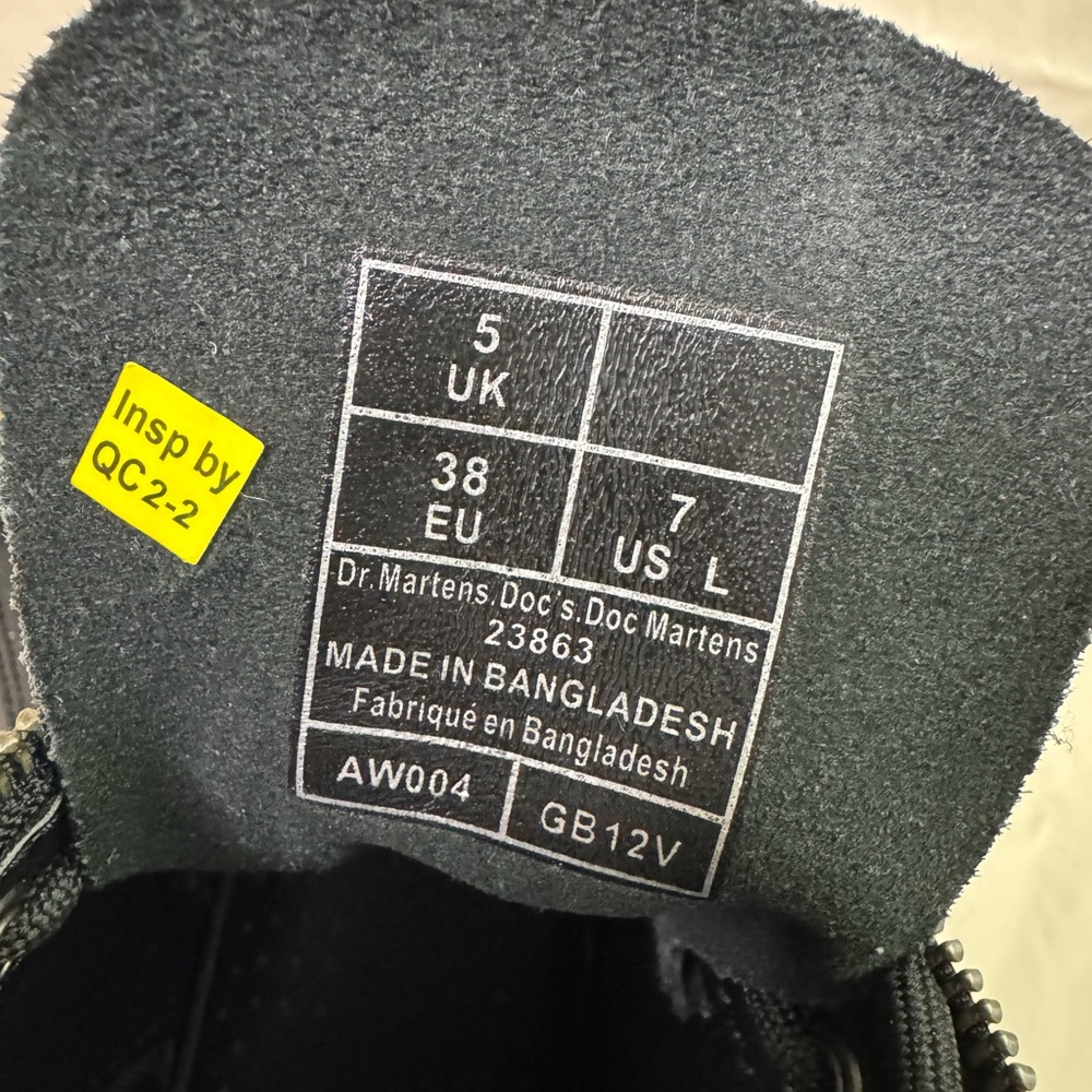 Dr. Martens Black Zip-Up Boots - Picture 5 of 6